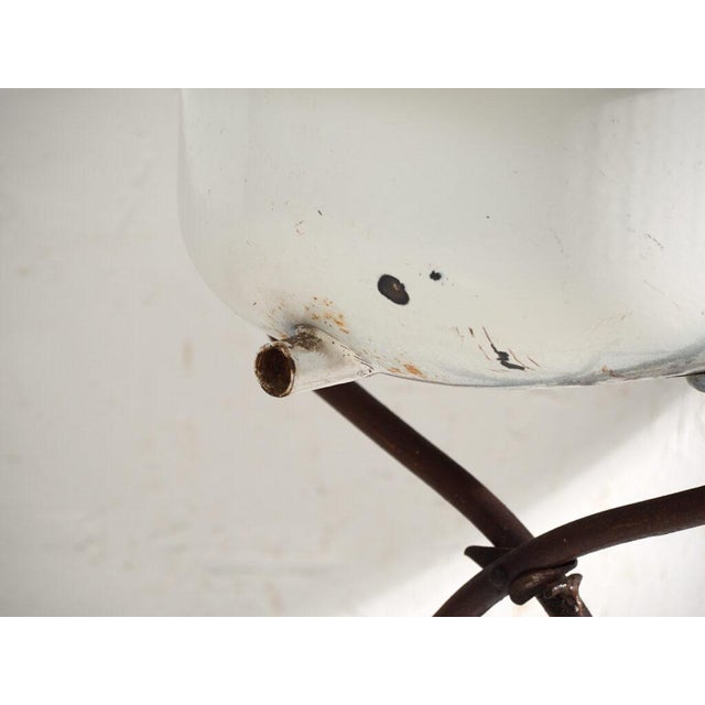 Bathtub in Enamelled Iron, Central Europe, 1950 For Sale - Image 9 of 12