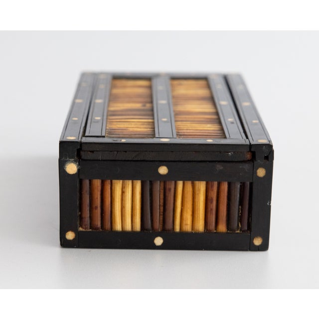 Antique Anglo Indian Ebony & Porcupine Quill Box For Sale In Houston - Image 6 of 11