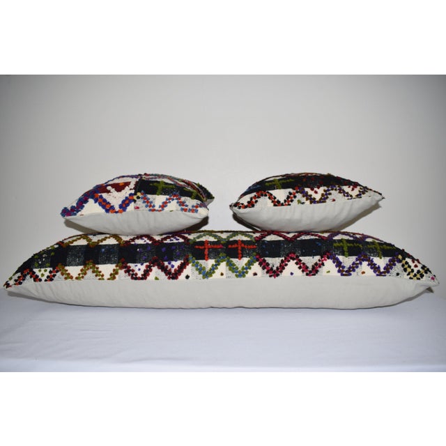 1960s Turkish Shaggy Kilim Pillow Cover - Set of Three For Sale - Image 5 of 7