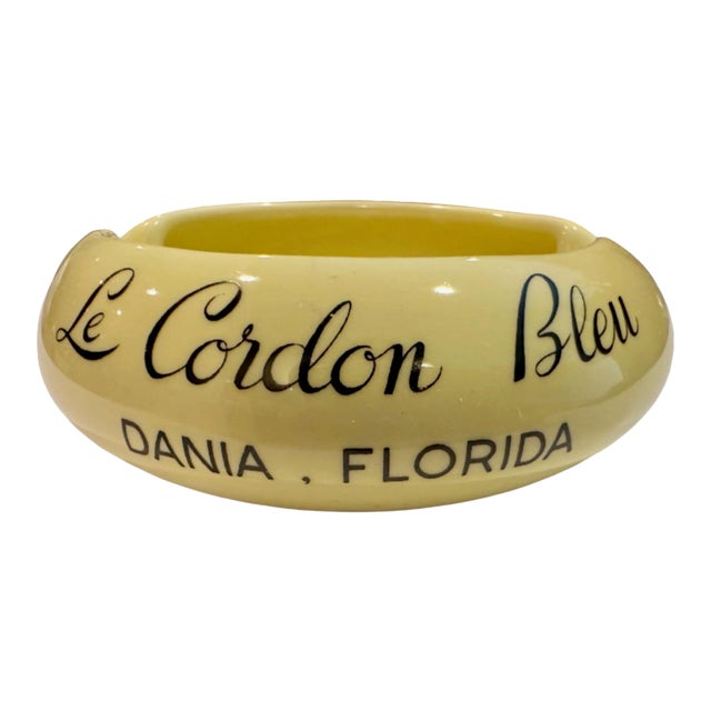 Vintage Le Cordon Bleu Restaurant Dania Beach, Florida Yellow Ashtray For Sale