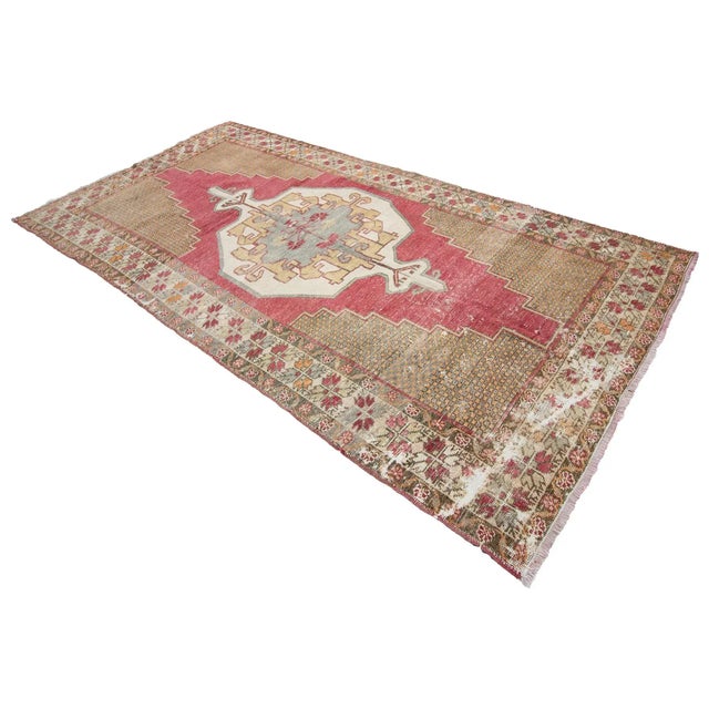 Vintage Worn Turkish Anatolian Rug- 4′11″ × 9′4″ For Sale - Image 4 of 7