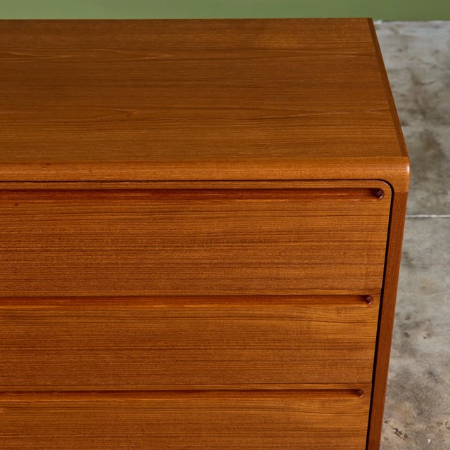 Six Drawer Teak Dresser by Nils Jonsson for Tørring Møbelfabrik For Sale - Image 12 of 17