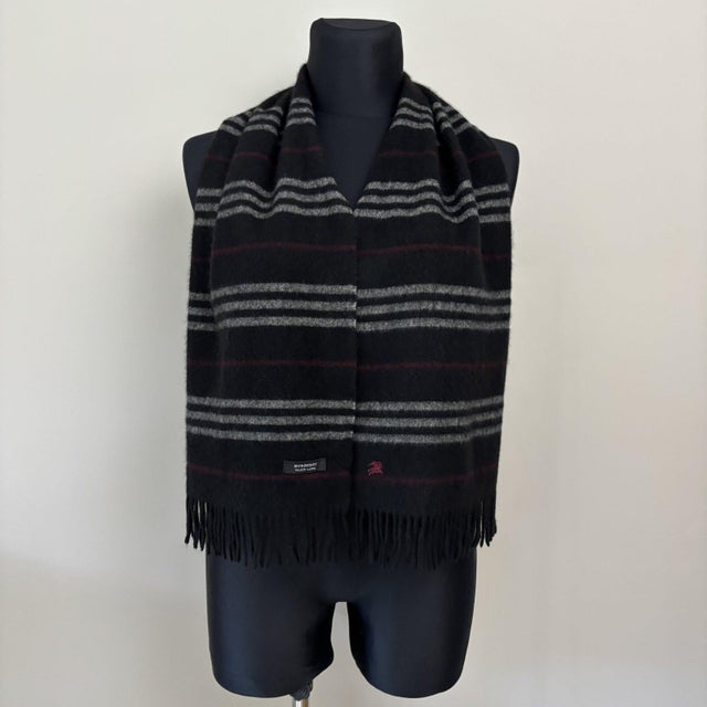 Burberry Black Label 100% Cashmere Scarf For Sale - Image 6 of 15