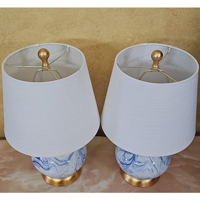 Early 21st Century Pair of Jonathan Y Holly Marbleized Ceramic Table Lamps in Blue & White For Sale - Image 5 of 18