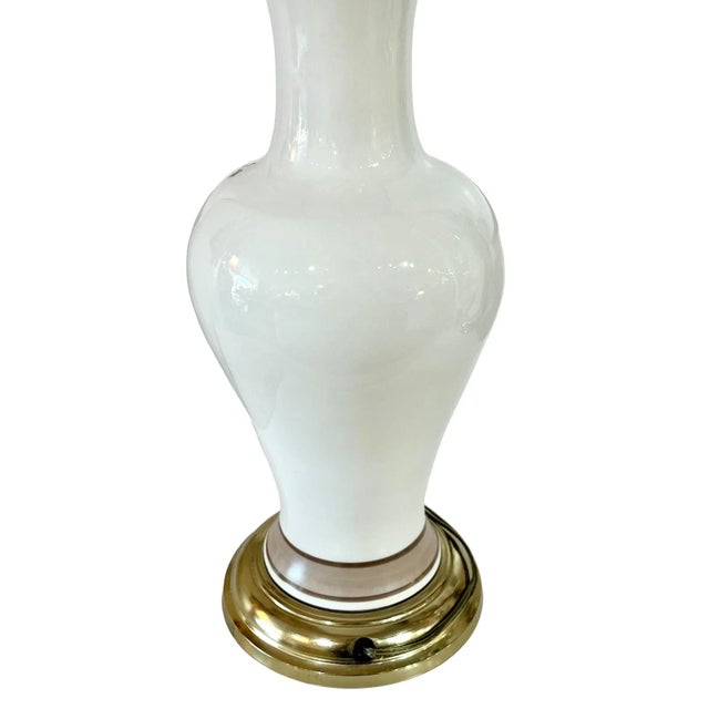 Brown Pair Vintage Brown and White Ceramic Transferware Hollywood Regency Style Lamps For Sale - Image 8 of 12