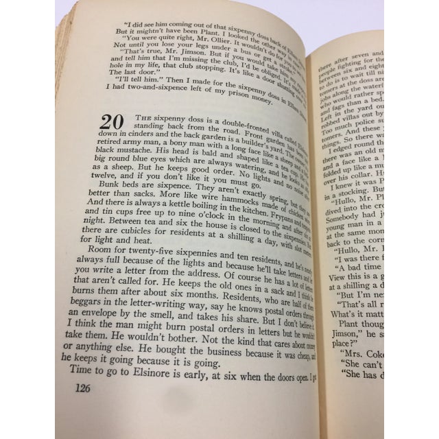 Paper The Horse's Mouth by Joyce Cary 1944 For Sale - Image 7 of 8