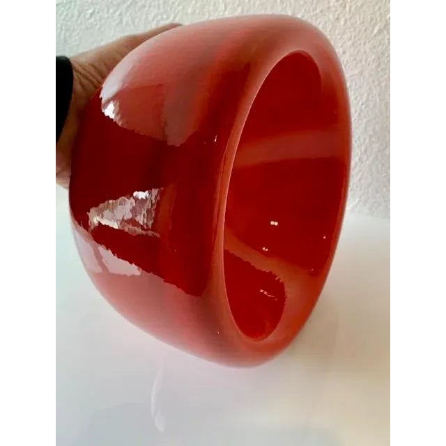One unique feature about this bowl is that this was designed by Timo Sarpaneva to not have a flat bottom and it Rock just...