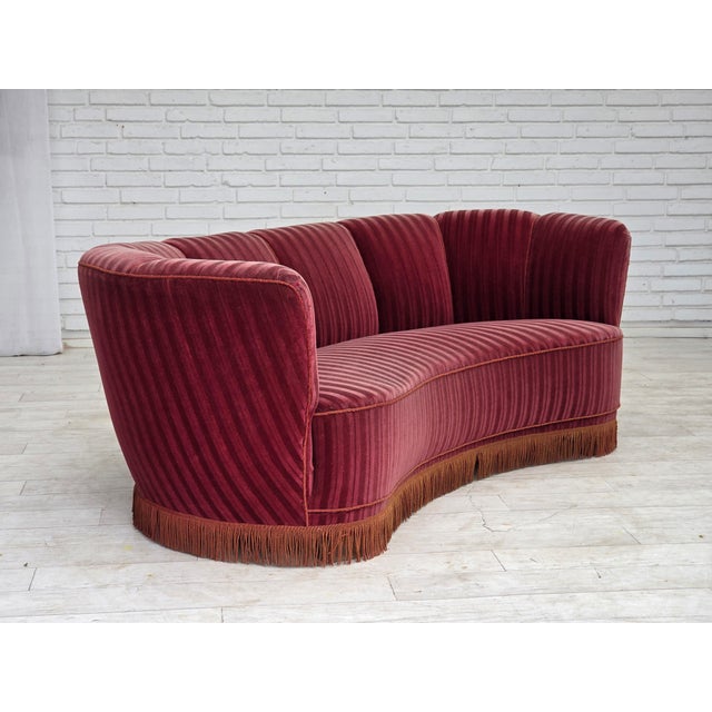 Vintage Danish Two-Seater Banan Sofa in Furniture Velour and Oak, 1960s For Sale - Image 17 of 18