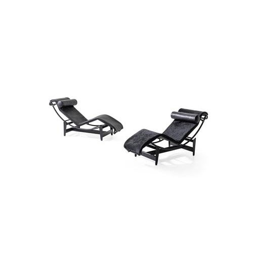 Cassina LC4 Black Lounge Chair by Le Corbusier, P. Jeanneret and Charlotte Perriand for Cassina For Sale - Image 4 of 6