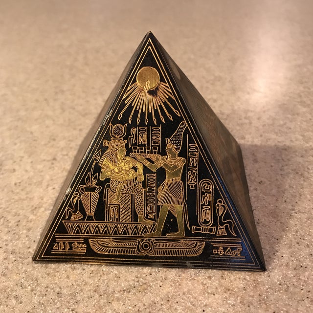 Egyptian pyramid facts picture