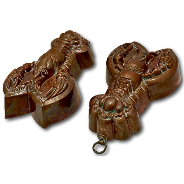 Figurative Rare Original Matching Pair of Early 1900s Antique Germany Hand Wrought Solid Copper Lobster Kitchen Molds For Sale - Image 3 of 18
