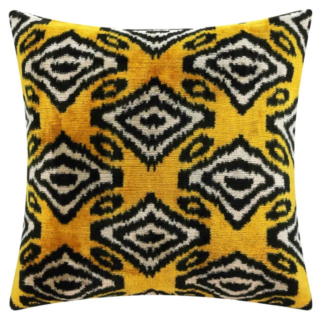 2020s Handmade Silk Velvet Geometric Throw Pillow in Gold and Gray with Down Feather Insert For Sale - Image 5 of 5