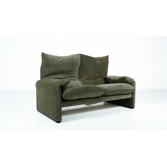 Mid-Century Modern Maralunga Sofa by Vico Magistretti for Cassina, 1970 For Sale - Image 3 of 11