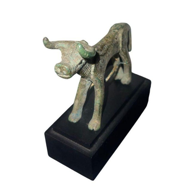 15th Century & Earlier Miniature Greek Archaic Bronze Bull (Published) – Greece, Ca. 7th Century Bce For Sale - Image 5 of 7
