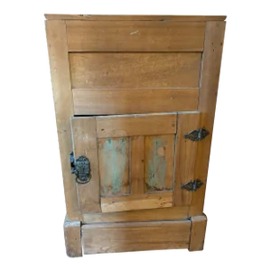 Early 20th Century Icebox