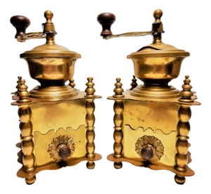 Vintage Coffee Grinders in Brass & Wood, Set of 2