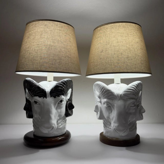 Vintage Italian Table Lamps, 1970s, Set of 2 For Sale - Image 6 of 18