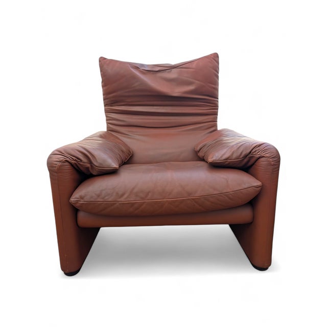 Burgundy Leather Lounge Chairs by V. Magistretti for Cassina, 1973, Set of 2 For Sale - Image 6 of 15