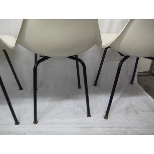 Herman Miller Midcentury White Bucket Chairs - Set of 5 For Sale - Image 6 of 12