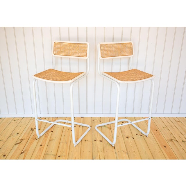 Mid-Century Bauhaus White B64 S64 Cesca Bar Stools in Rattan, 1970s, Set of 2 For Sale - Image 12 of 18