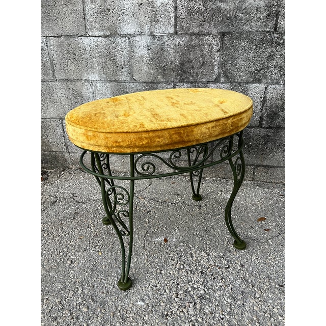Mid-Century Modern Wrought Iron Vanity Stool. Circa 1960s For Sale - Image 17 of 18