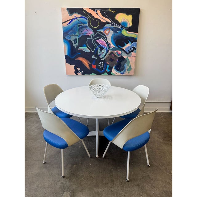 Knoll 1960's Eero Saarinen for Knoll Dining Set For Sale - Image 4 of 10