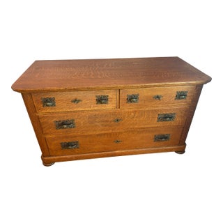 Late Victorian/Eastlake Era American Oak Chest of Drawers Circa 1890-1910 For Sale