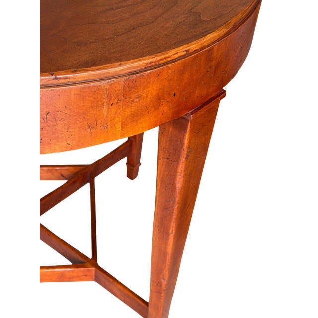 Late 20th Century Baker Furniture Milling Road Federal Regency Cherry Toned Round Side Table | Vintage Occasional Tea Table For Sale - Image 13 of 14