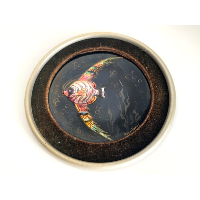 Miniature Enamel Medallion Paintings of a Bird and a Fish by Lossier,Switzerland, 1950s, Set of 2 For Sale - Image 4 of 9