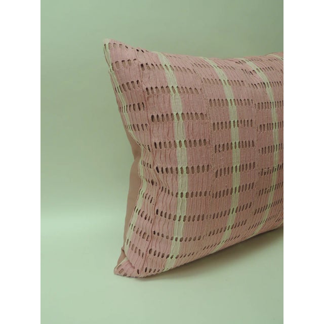 Vintage Hot Pink and Natural Strip-Woven Yoruba African Square Decorative Pillows - A Pair For Sale - Image 4 of 5