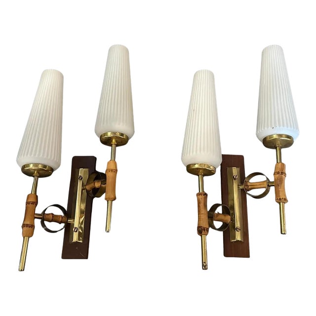 Set of Two 1950s Mid-Century Modern Brass, Bamboo and Glass Italian Wall Sconces For Sale