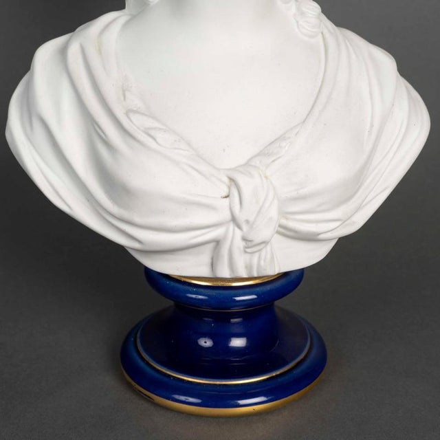 Bust of Marie Antoinette in Sèvres Biscuit Porcelain, 1900s For Sale - Image 4 of 9