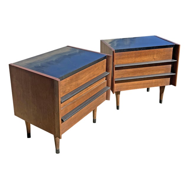 Vintage Mid Century Modern Nightstands or End Tables by American of Martinsville, A Pair For Sale