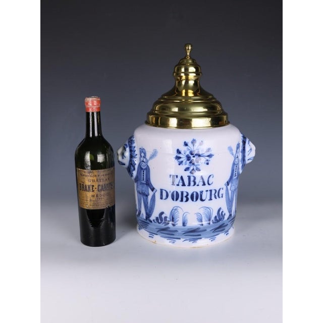 Large Dutch Delft Style Tobacco Jar Tabac Dobourg with Brass Lid, 1880 For Sale - Image 3 of 16