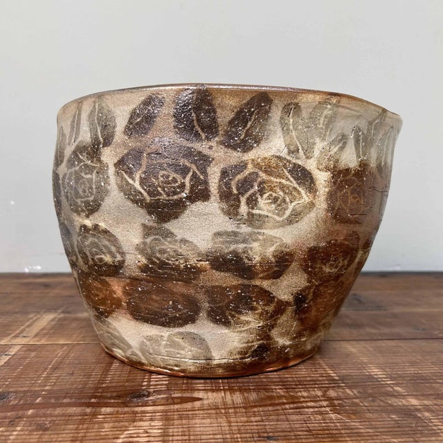 Shôwa Organic Earthenware Ikebana Plant Stand, 1970s For Sale - Image 15 of 18