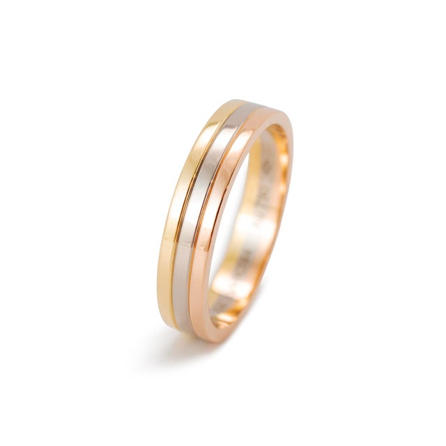 Modern Men’s Cartier Vendome Louis Cartier 18k Tri Color 4.8 MM Wedding Band Ring, Size 11 For Sale - Image 3 of 8