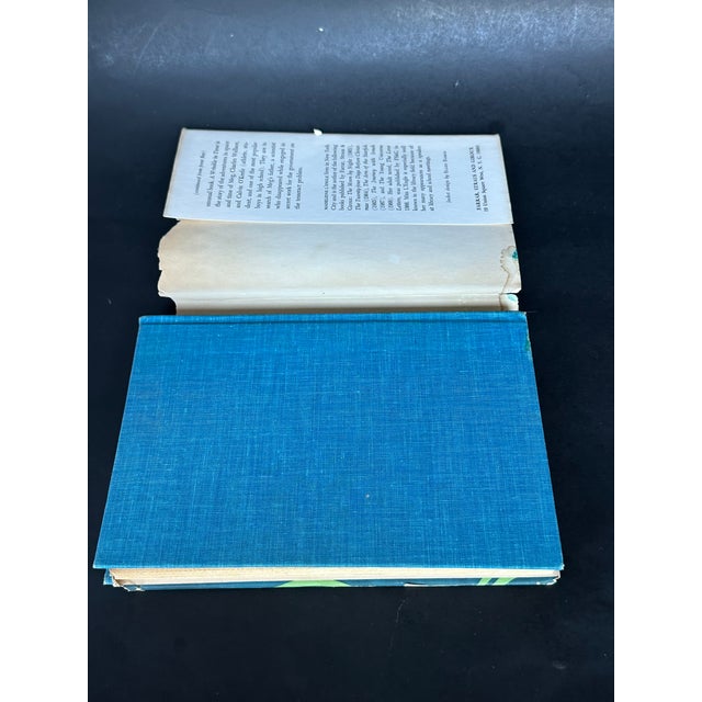 Madeleine l'Angle a Wrinkle in Time Vintage Science Fiction Book For Sale - Image 13 of 15