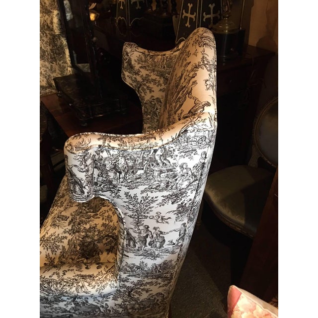Pair of George III Style Wingback Armchairs, Early 20th Century For Sale In Savannah - Image 6 of 9