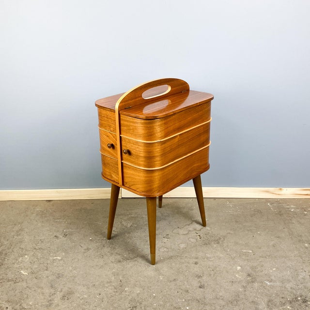 Folding Sewing Box in Walnut and Beech, 1960s For Sale - Image 9 of 9