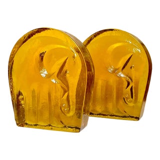 1969 Blenko #699a Elephant Bookends in Wheat by Joel Myers - a Pair For Sale