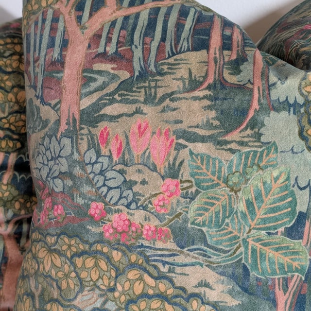 Gp & J Baker Ruskin Velvet Pillows in Emerald For Sale In Greensboro - Image 6 of 6