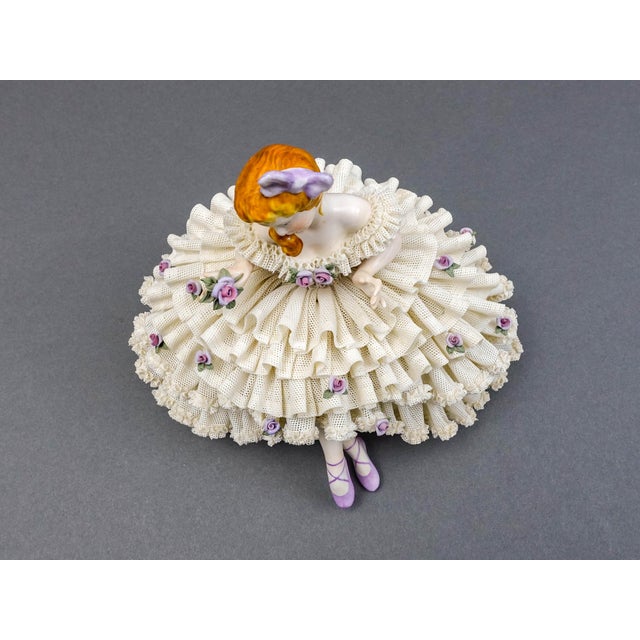 Early 19th Century Dresden Germany Large Ballerina Holding Flower Porcelain Lace Figurine (Read) For Sale In Miami - Image 6 of 11