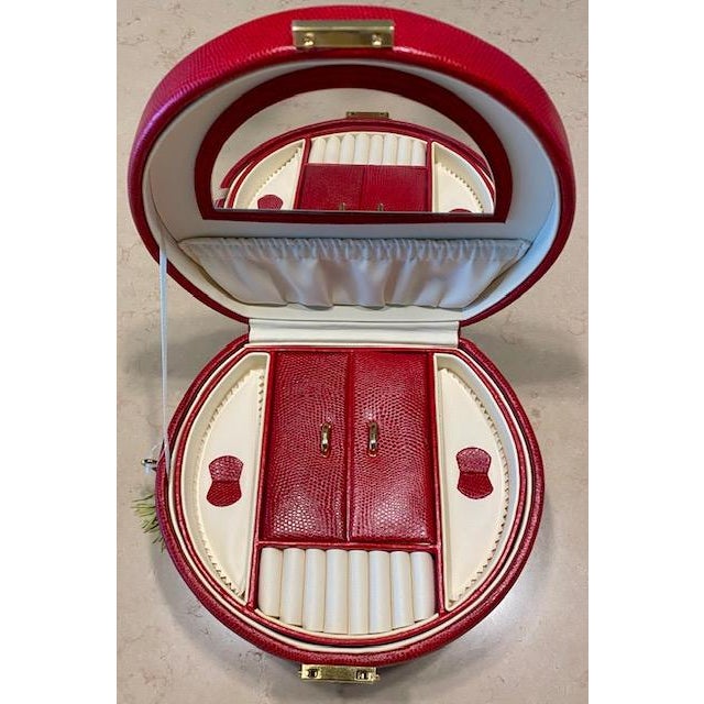 Vintage Leather Wolf Jewelry Box For Sale - Image 4 of 12