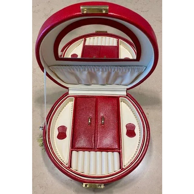 2000 - 2009 Vintage Wolf Leather Jewelry Box, Pebbled Red, Brand New - Never Used, Lock & Key, Mirror For Sale - Image 5 of 13