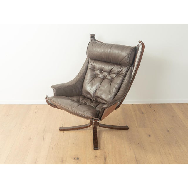 1960s Set of Vintage Falcon Armchair and Footstool by Sigurd Ressell for Vatne Møbler, 1970s For Sale - Image 5 of 14