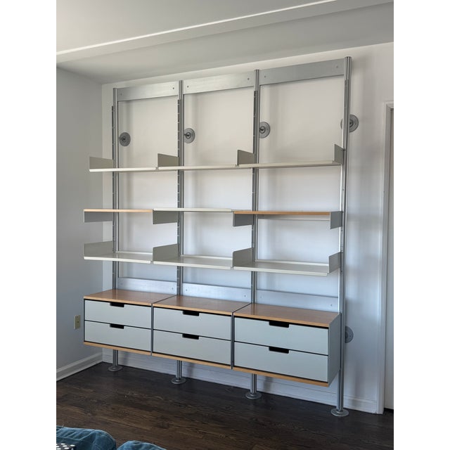 Mid-Century Modern 1960s Vitsoe 606 Universal Shelving Unit For Sale - Image 3 of 7