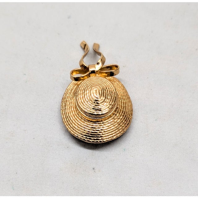 Vintage Signed Napier Goldtone "Daughter" Bonnet Brooch For Sale In Philadelphia - Image 6 of 7
