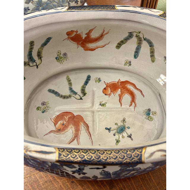 Mid 20th Century Large 23” Blue and White Chinoiserie Imari Style Foot Bath Jardiniere For Sale - Image 4 of 12