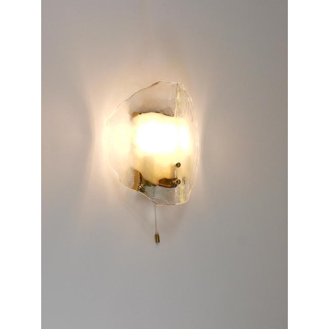 1970s Brass and Murano Glass Petal Sconce Wall Light by J. T. Kalmar for Kalmar, 1970s For Sale - Image 5 of 16