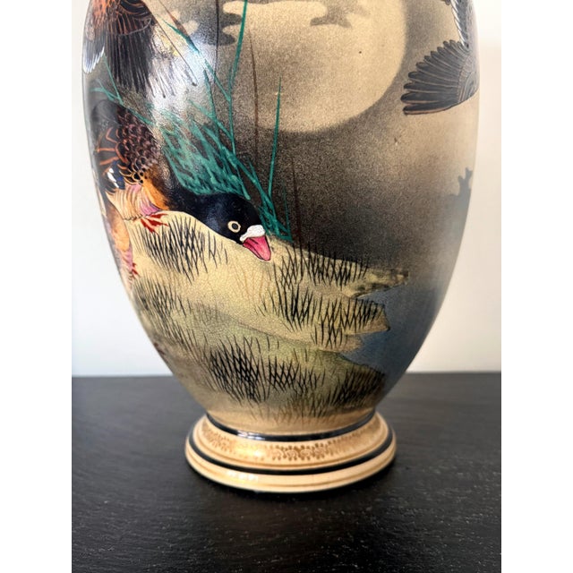 Large Japanese Ceramic Vase with Flying Autunm Geese by Kinkozan Studio For Sale - Image 11 of 17